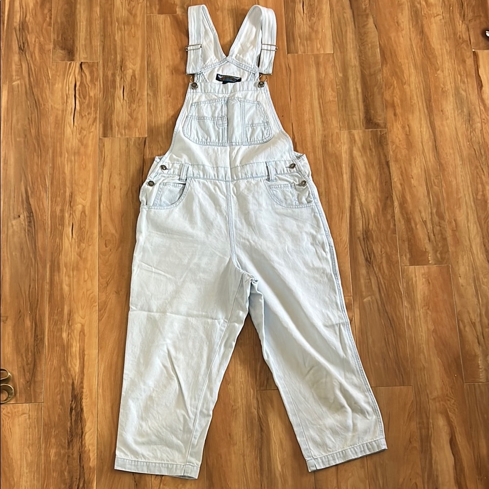 One of a kind vintage light wash women’s cropped overalls